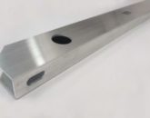 輸送用器具　リアフレーム部品